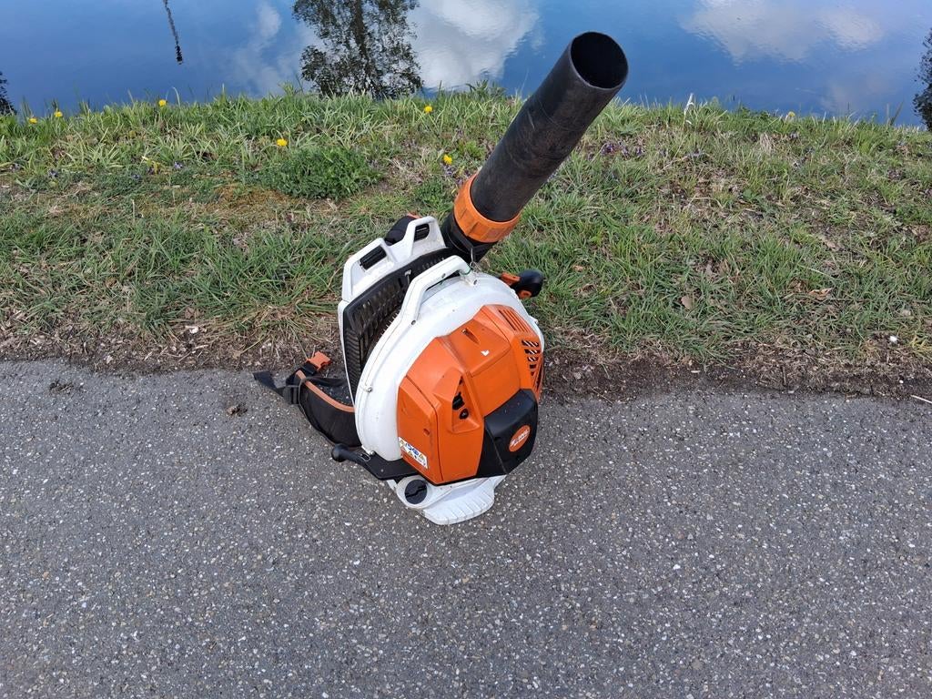 Stihl BR800 C Ruggestart maar 1 jaar gebruikt., Ophalen of Verzenden, Benzine