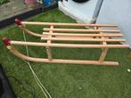 Houten slee met rode accenten, Ophalen, Gebruikt, Hout