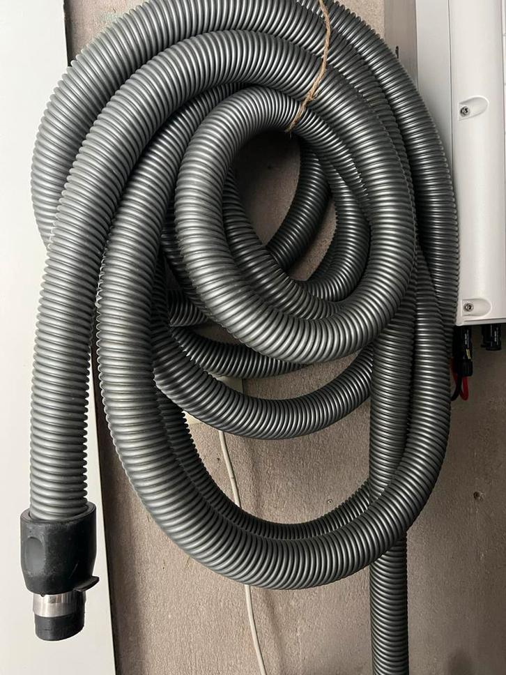 2x Centraal stofzuigersysteem slang 7,5m met zuigmond, Witgoed en Apparatuur, Stofzuigers, Gebruikt, Overige typen, Ophalen