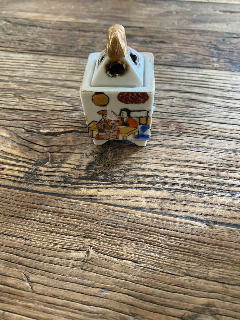 Antieke Wierook Brander met Oosterse Decoratie, Antiek en Kunst, Ophalen of Verzenden