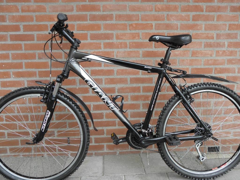 Goed + Mooi Giant Boulder Aluminium Shimano Sport Fitness, Ophalen, Gebruikt, Hardtail, 49 tot 53 cm