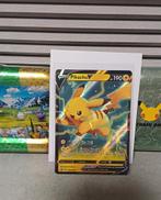 Pikachu V SWSH063 Promo Pokémon kaart, Hobby en Vrije tijd, Verzamelkaartspellen | Pokémon, Ophalen of Verzenden, Zo goed als nieuw