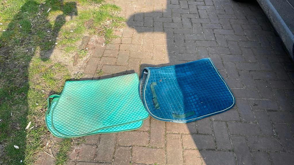 2 zadeldek schabrak paard, Ophalen of Verzenden, Gebruikt