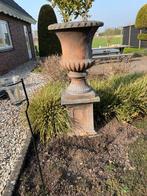 Grote buitenpot op voetstuk, Ophalen, Kunststof, Gebruikt, Minder dan 60 cm