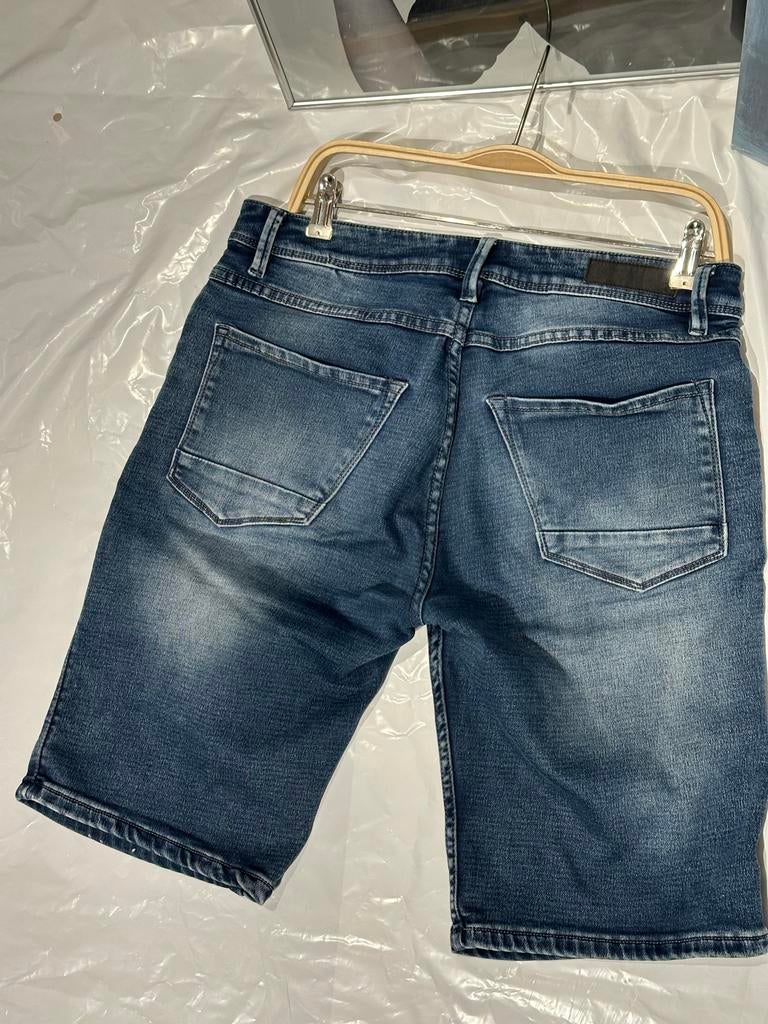 Refill Jean Shorts - Medium, Kleding | Heren, Spijkerbroeken en Jeans, Ophalen of Verzenden, Gedragen, Blauw, W33 - W34 (confectie 48/50)