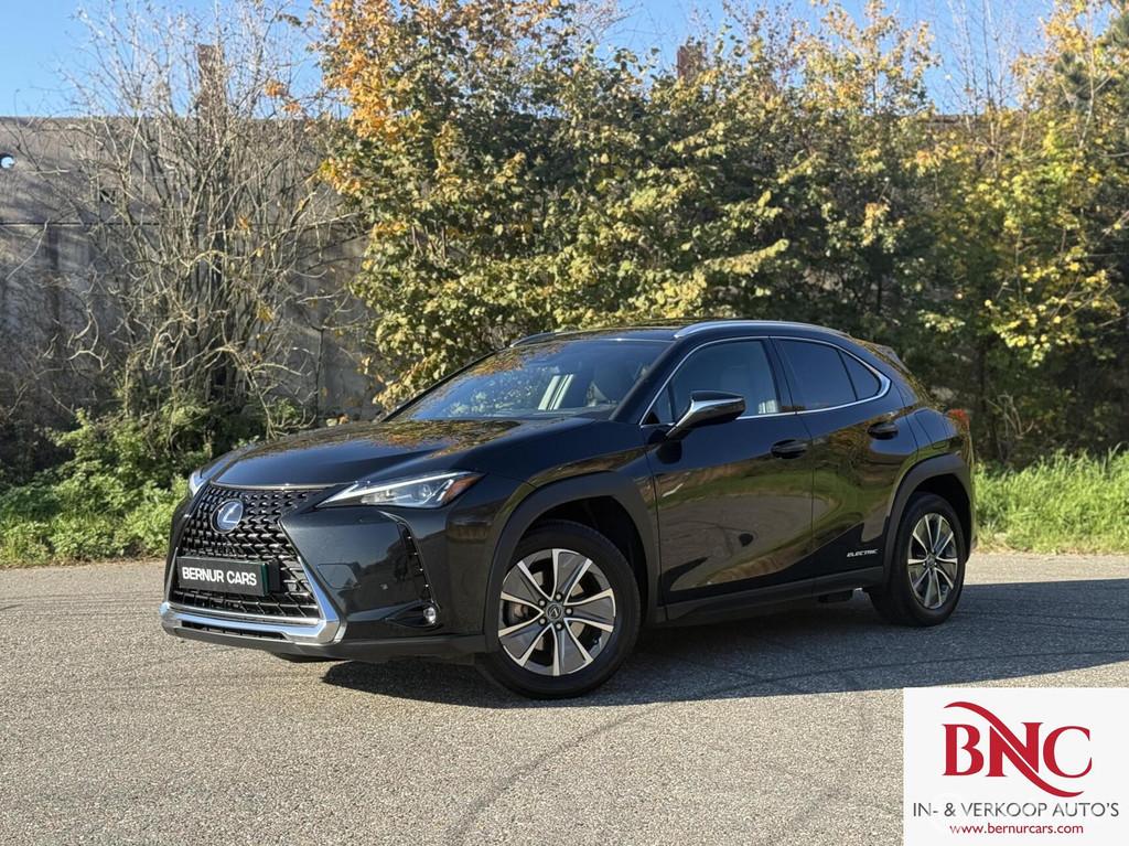 Lexus UX 300e Luxury 54 kWh, Auto's, Lexus, Gebruikt, Verwarming stoelen achter, SUV of Terreinwagen, 84 €/maand