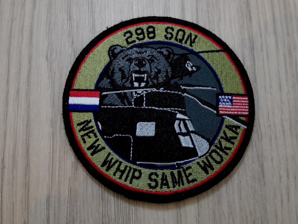 Patch RNLAF 298 Squadron "New Whip Same Wokka", Verzamelen, Militaria | Algemeen, Verzenden, Luchtmacht, Nederland, Embleem of Badge