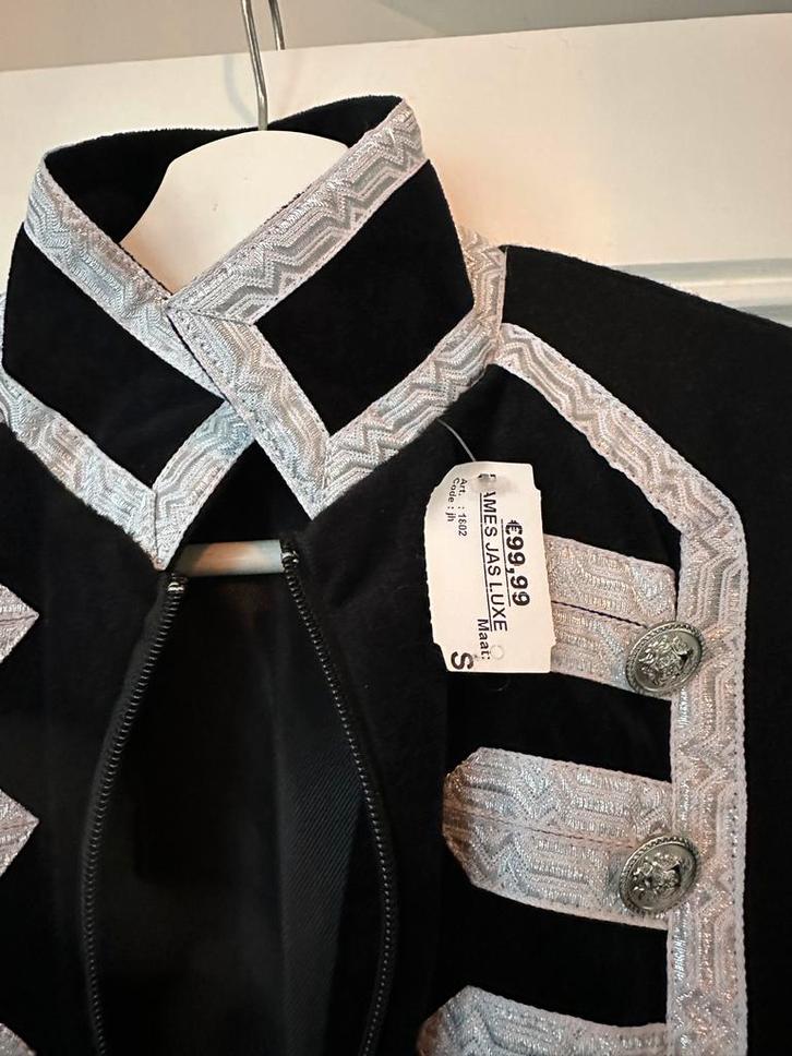 Carnavalsjas van Hoofs - Mooie feestjas!, Kleding | Dames, Carnavalskleding en Feestkleding, Zo goed als nieuw, Kleding, Carnaval