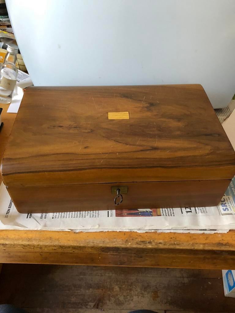 Mooi houten kistje met sleutel, Huis en Inrichting, Woonaccessoires | Kisten, Ophalen of Verzenden, Gebruikt, Minder dan 50 cm