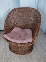 Rieten kinderstoel 40x50x50 met oudroze kussen, Ophalen, Zo goed als nieuw, Overige typen