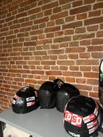 2 Helm and knee pads, Ophalen of Verzenden, Gebruikt, Small