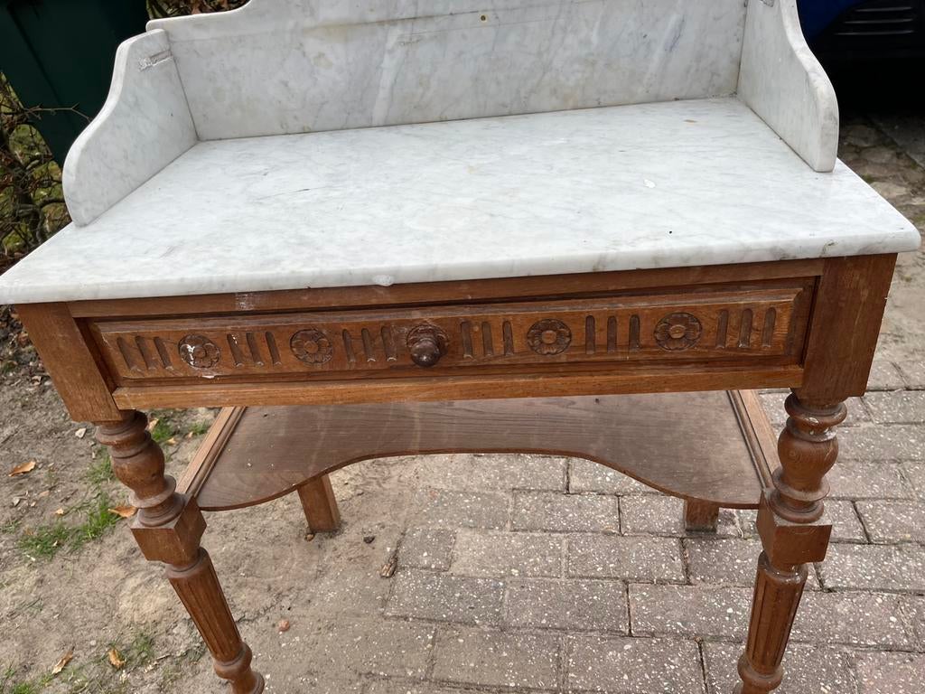 Antieke wastafels, Ophalen