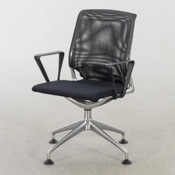 Vitra Meda chair - Volledig gereinigd, Gebruikt, Zwart, Ophalen of Verzenden, Stof