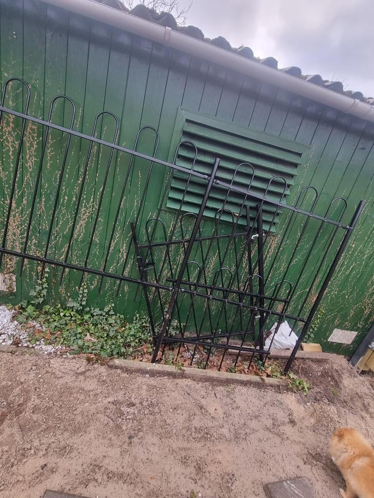 Hekwerk met poort 3.25 + 90cm poort breedte, Ophalen of Verzenden, Zo goed als nieuw, Aluminium, Met poort