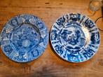 Twee antieke Delfts blauwe aardewerken borden - 17e/18e eeuw, Antiek en Kunst, Antiek | Keramiek en Aardewerk, Ophalen of Verzenden