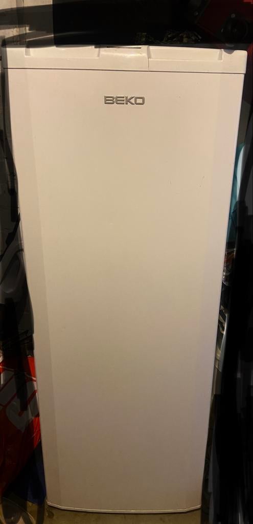 Beko Vrieskast - Vrijstaand - Goede staat, Gebruikt, Minder dan 60 cm, 140 tot 160 cm, Vrijstaand