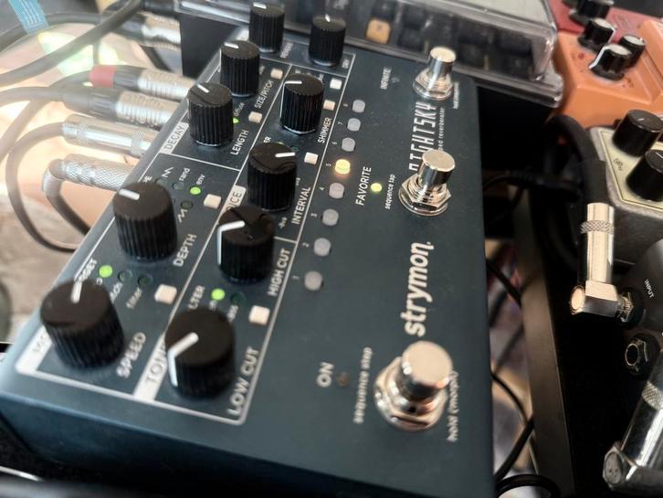 Strymon nightsky + originele doos, Muziek en Instrumenten, Effecten, Zo goed als nieuw, Reverb, Ophalen of Verzenden