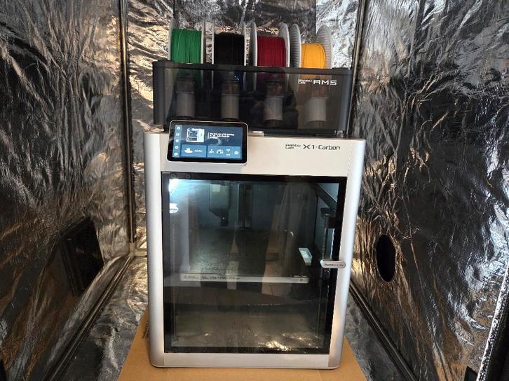 Bambu Lab X1 Carbon + AMS + Filamant + 3D Prints, Computers en Software, 3D Printers, Gebruikt, Ingebouwde Wi-Fi, Ophalen