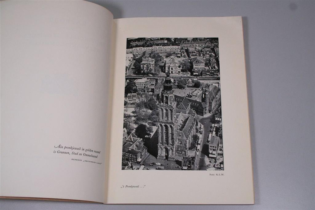 Rapport Groninger Welvaartscommissie — ca. 1970, Ophalen of Verzenden, Gelezen