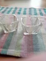 2 glazen waxinelichthouders., Ophalen of Verzenden, Overige materialen, Minder dan 25 cm