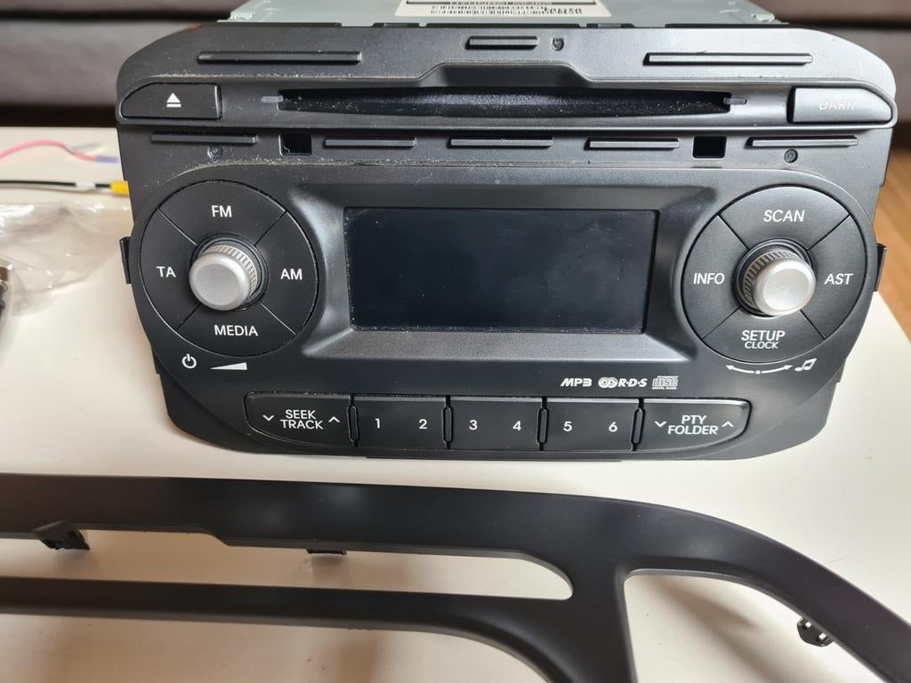 Kia Picanto 2011-2017 radio-cd-speler (AM100TAEE) /autoradio, Auto diversen, Autoradio's, Ophalen of Verzenden, Gebruikt