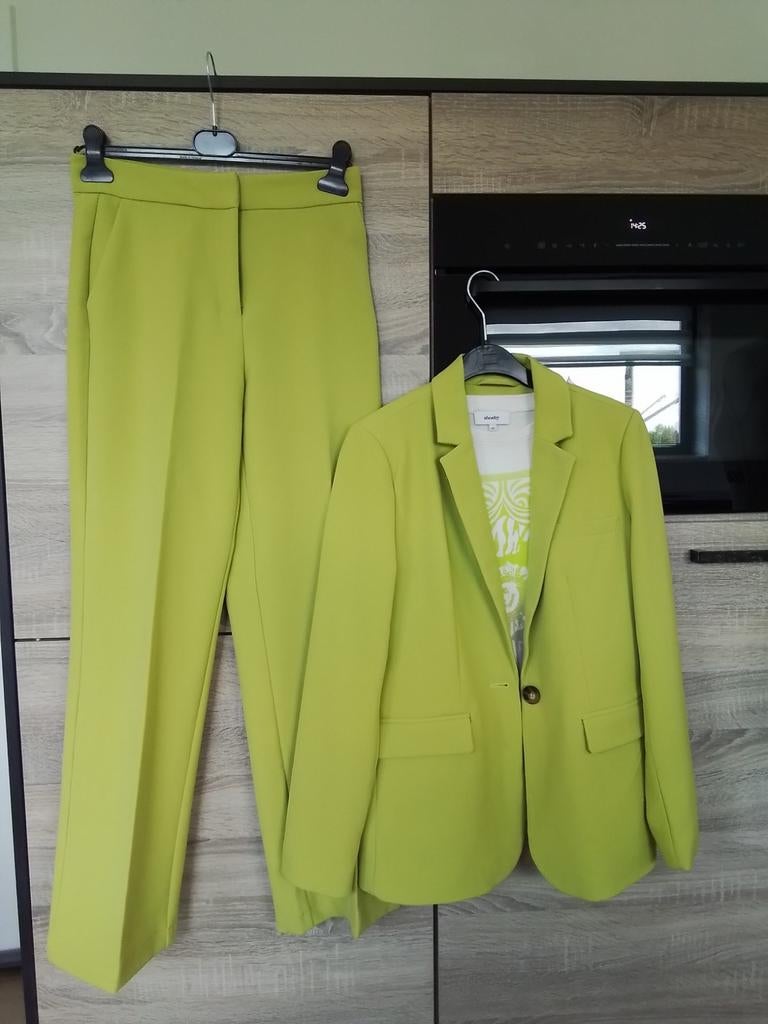 Nieuw en zgan fel groen broekpak Y.A.S en shirt Shoeby mt S, Kostuum of Pak, Y.A.S,  Shoeby, Ophalen of Verzenden, Zo goed als nieuw