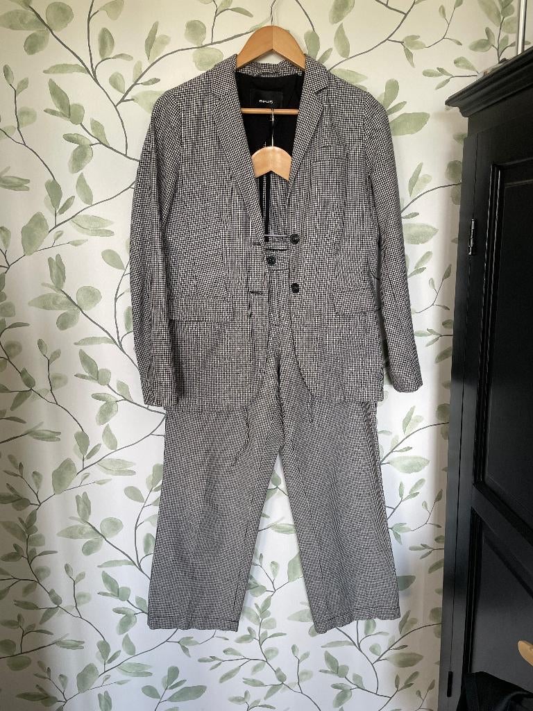 Opus zwart wit geruit pak small 36 broek blazer, Kostuum of Pak, Zwart, Ophalen of Verzenden, Zo goed als nieuw