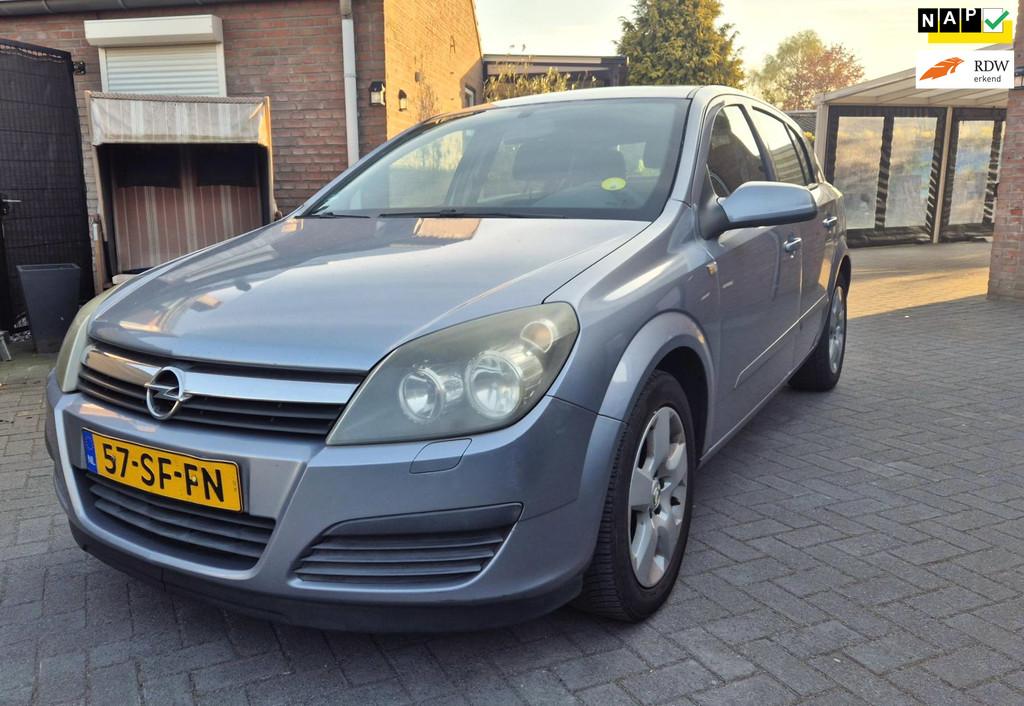 Opel Astra 1.6 Edition Airco Cruise 16 Inch Sportvelgen, Auto's, Opel, Voorwielaandrijving, Gebruikt, 4 cilinders, 1165 kg