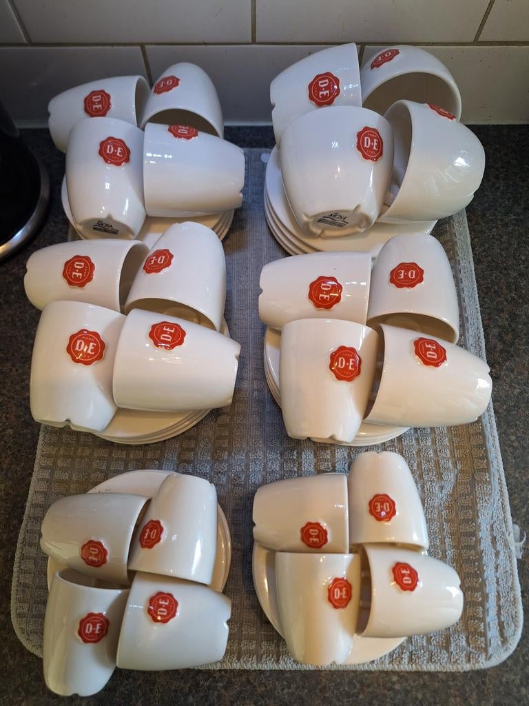 Douwe Egberts Mosa Porselein: Cappuccino, Koffie & Espresso, Huis en Inrichting, Keuken | Servies, Ophalen