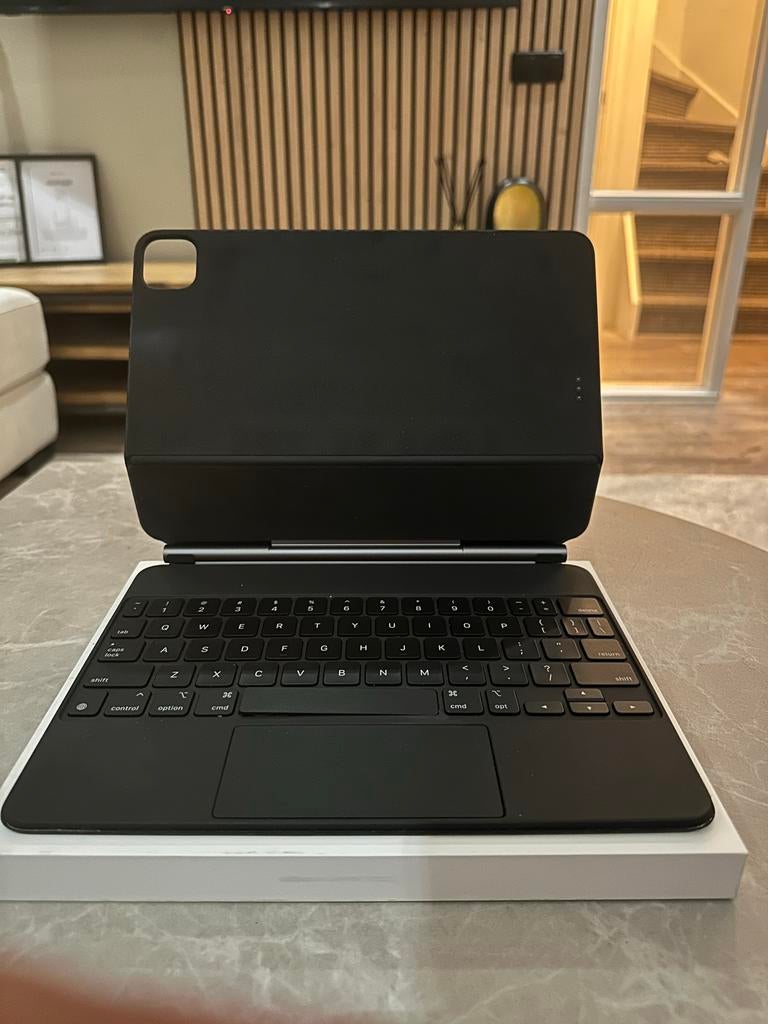 Apple Magic Keyboard voor iPad Pro (Model A2261), Ophalen of Verzenden, Qwerty, Zo goed als nieuw, Draadloos