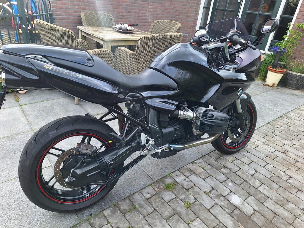 BMW R1100s met zwart frame, koopje ivm ruimte, Cardan-aandrijving, 2 cilinders, Meer dan 35 kW, 1100 cc
