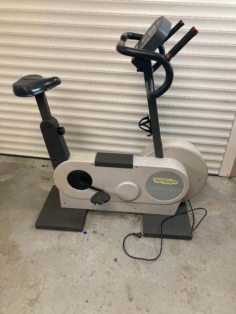 Technogym hometrainer Bike XT, Sport en Fitness, Fitnessmaterialen, Ophalen, Gebruikt, Benen, Overige typen