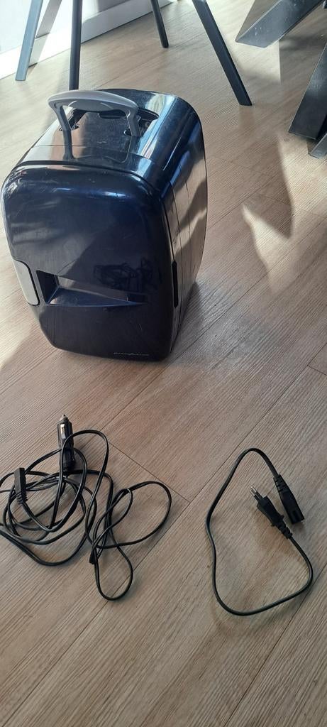 Koelkast 12 en 220volt. Ophalen meerdere locaties NL, Caravans en Kamperen, Ophalen of Verzenden, Elektrisch