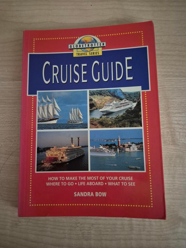 Cruiseguide - Globetrotter, Ophalen of Verzenden, Reisgids of -boek, Overige merken