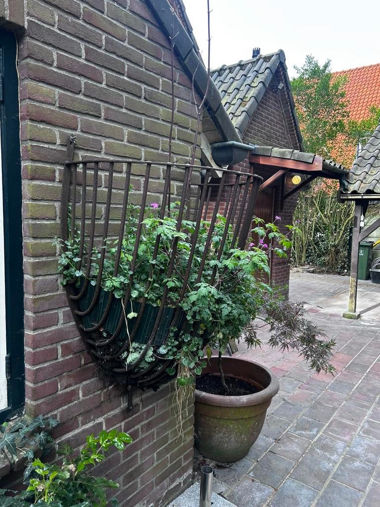 Gegalvaniseerde voerbak en hooiruif voor paarden, Ophalen, Gebruikt