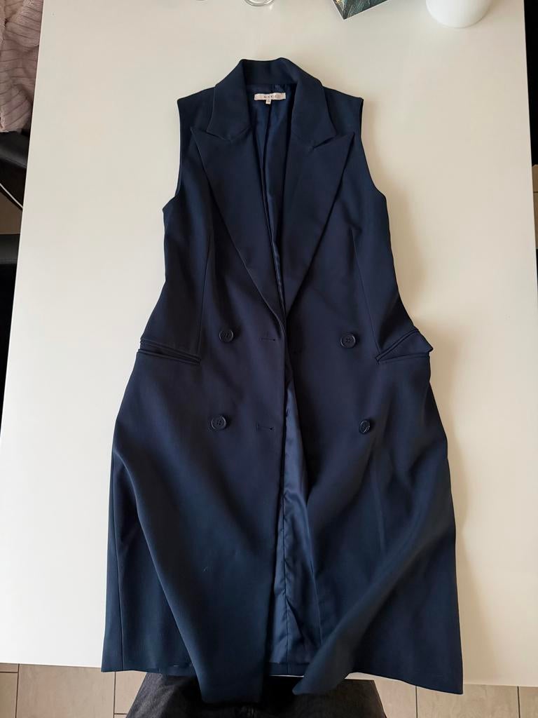 Nikkie lange blazer/bodywarmer maat 34 (XS), Kleding | Dames, Bodywarmers, Ophalen of Verzenden, Zo goed als nieuw, Maat 34 (XS) of kleiner