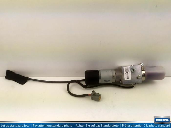 Achterklep motor van een Volvo V70, Auto-onderdelen, Carrosserie en Plaatwerk, Gebruikt, -, -, Ophalen of Verzenden