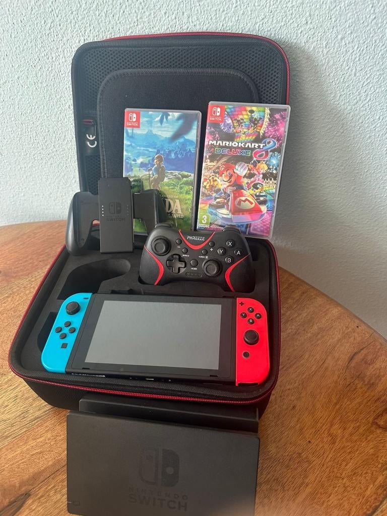 Nintendo Switch(2023)+ Zelda BOTW + Mario Kart Deluxe 8 etc., Avontuur en Actie, Gebruikt, Ophalen of Verzenden, Eén computer
