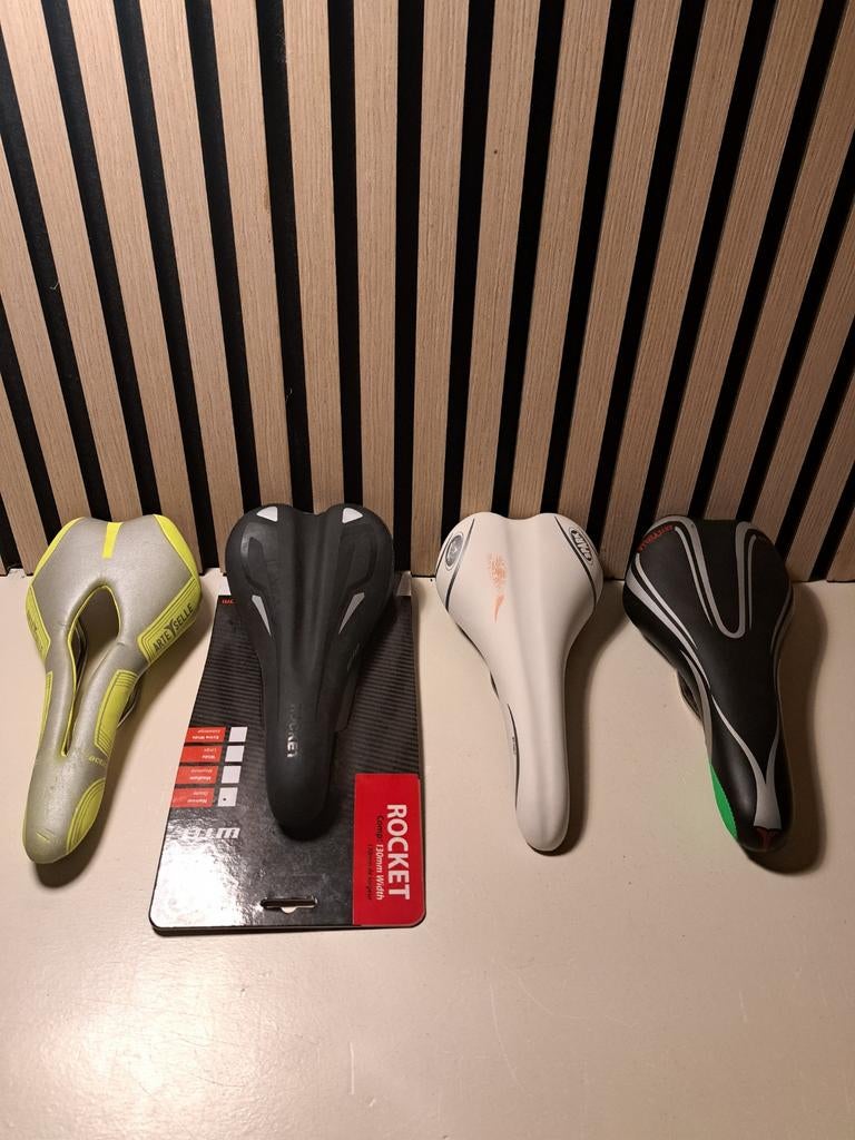 Mooie racefietszadel  - sportzadel - fietszadel, Ophalen of Verzenden, Zo goed als nieuw