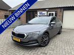 Skoda Octavia Combi 1.5 e-TSI Business Edition Plus Panodak, Auto's, Skoda, 4 cilinders, 150 pk, Alcantara, 690 kg