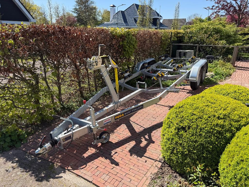 Pega V2000/675 boottrailer tandemasser, Watersport en Boten, Ophalen, 1500 tot 3000 kg, Sloepentrailer, 6 tot 9 meter