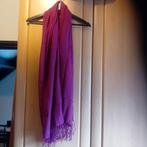 Paarse sjaal met franjes, Maat 38/40 (M), Ophalen of Verzenden, Sjaal, Onbekend