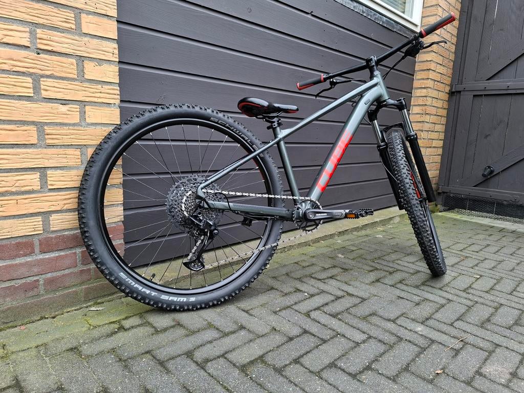 Cube Analog, 27,5 inch vanaf 7/8 jaar ongeveer Top fiets., Fietsen en Brommers, Versnellingen, Zo goed als nieuw, Cube, Ophalen