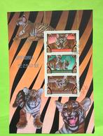 Velletje tijgers, Ophalen of Verzenden, Gestempeld, Sport