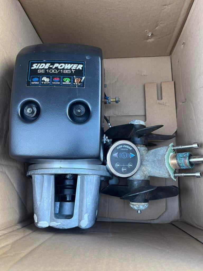 Boegschroef Sidepower 12volt Se100/185 voor 12 t/m 17 meter, Ophalen, Gebruikt, Motor en Techniek, Zeilboot of Motorboot