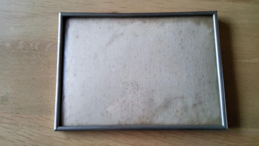 Antiek zilver kleur fotolijstje met bol glas., Ophalen of Verzenden