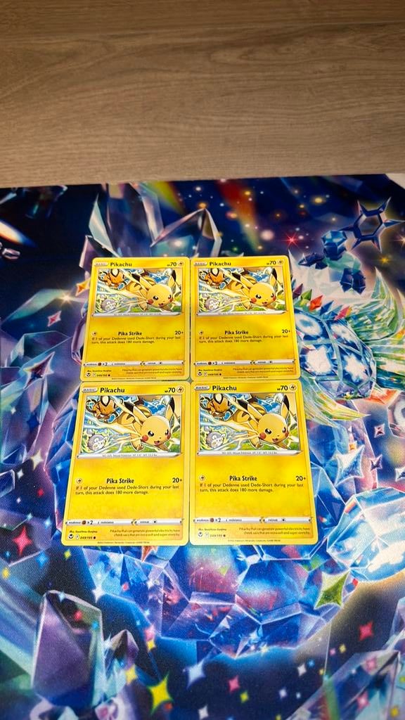 4X Pikachu 049/195, Ophalen of Verzenden, Zo goed als nieuw