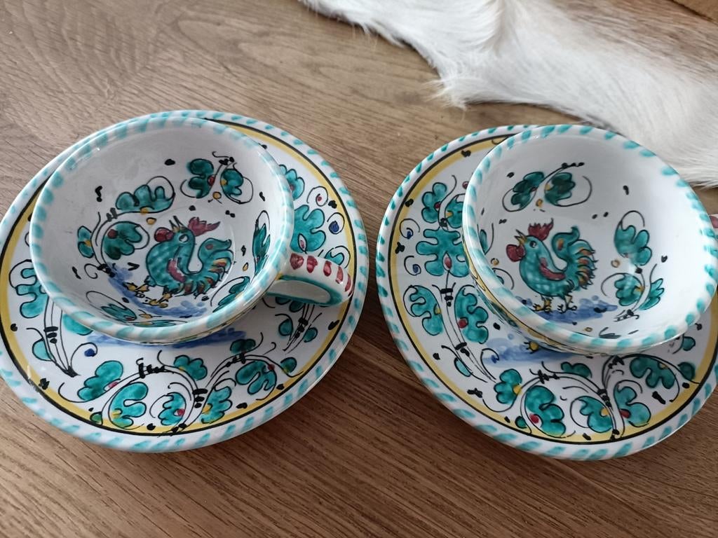 Set van 2 handgeschilderde Etrusca Deruta espressokopjes, Ophalen