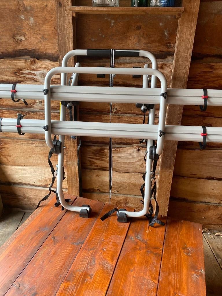 Fietsendrager voor auto zonder trekhaak, Auto diversen, Fietsendragers, Ophalen, 2 fietsen, Zo goed als nieuw, Achterklepdrager