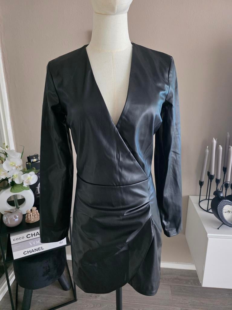 Zara lerenjurk s, Kleding | Dames, Nieuw, Ophalen of Verzenden, Maat 36 (S), Boven de knie